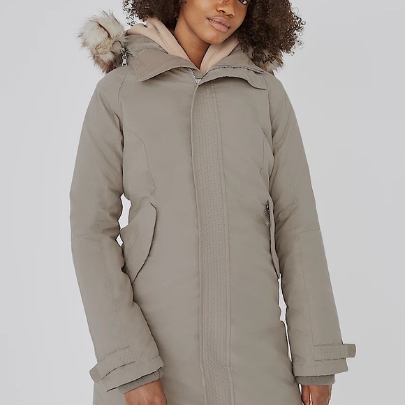 Aritzia Tna Summit Parka | Poshmark